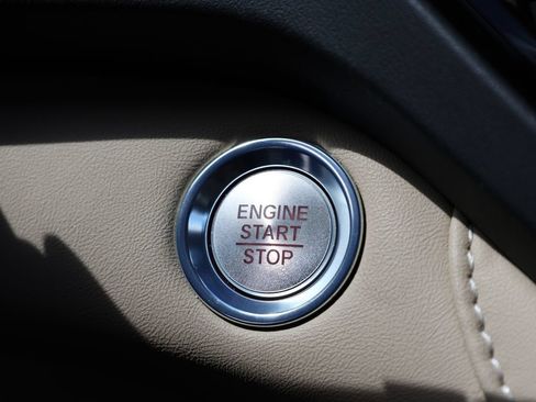Used 2024 Acura RDX SH-AWD w/ Technology Package image 36