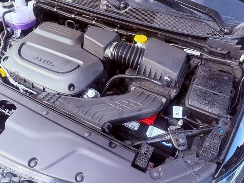 New 2026 Chrysler Pacifica Select FWD image 21