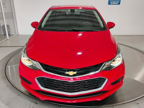 Used 2017 Chevrolet Cruze LT w/ Convenience Package FWD image 29
