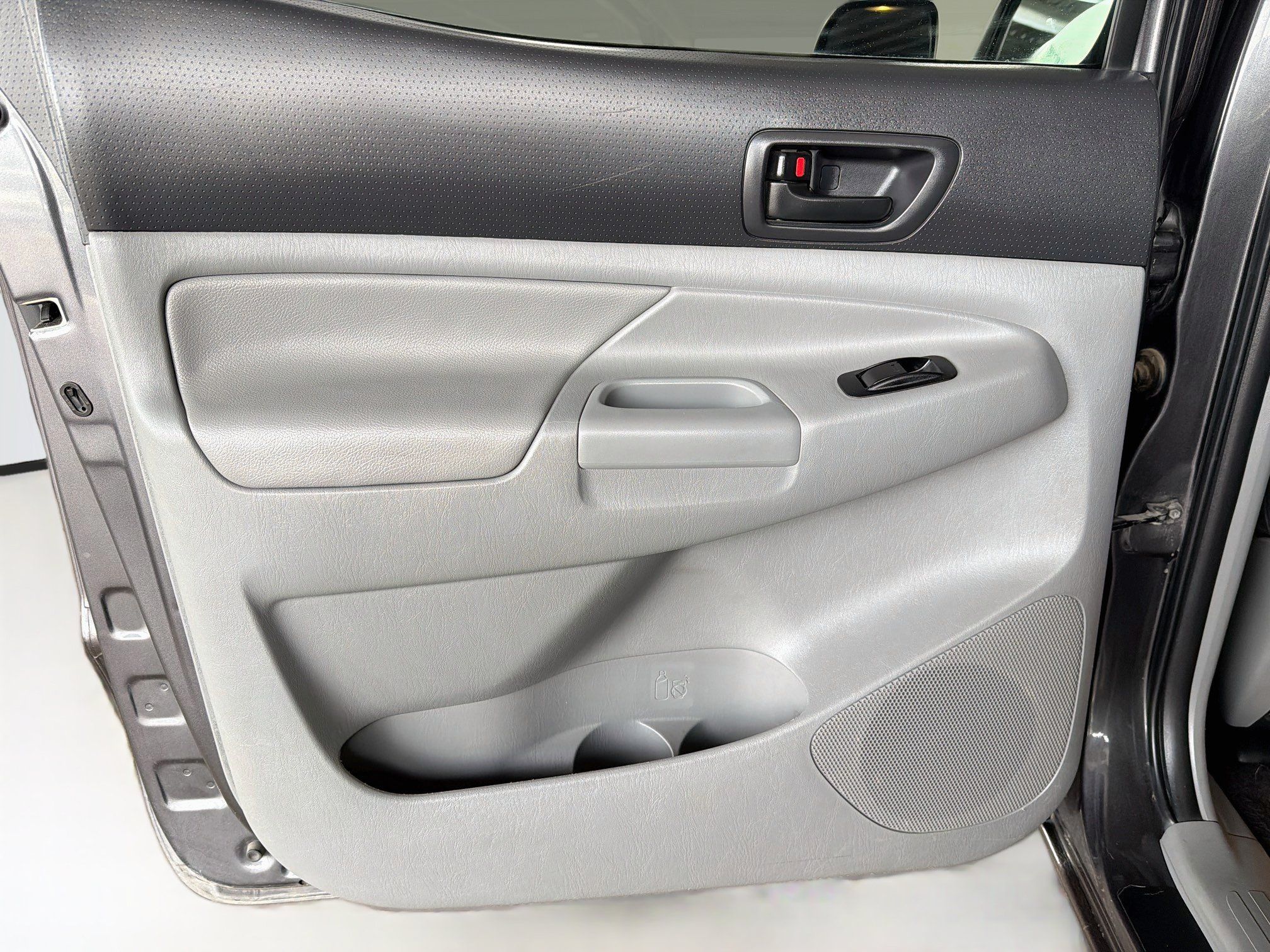 Used 2012 Toyota Tacoma 4x4 Double Cab w/ TRD Off-Road Pkg image 25