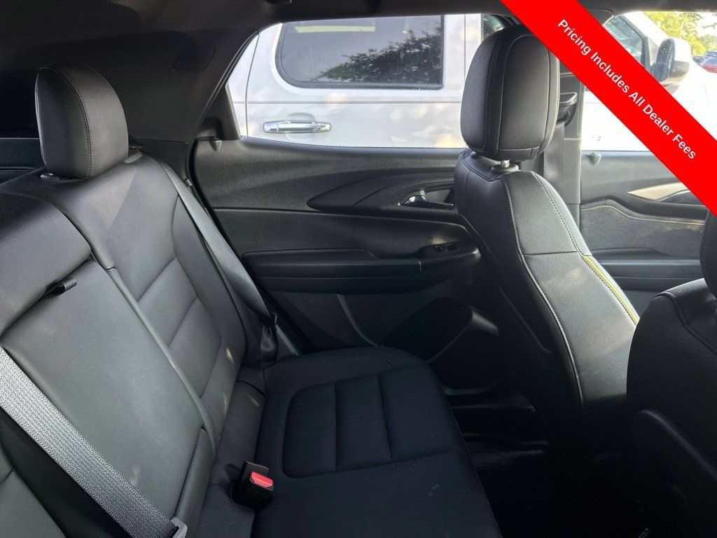 Used 2024 Chevrolet TrailBlazer ACTIV w/ Convenience Package FWD image 5
