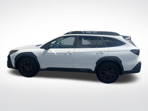 Used 2025 Subaru Outback Onyx Edition XT w/ Popular Package #2 AWD/4WD image 9