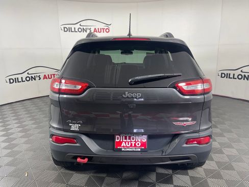 Used 2016 Jeep Cherokee Trailhawk w/ Comfort/Convenience Group image 5