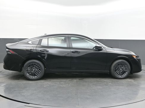 New 2026 Nissan Sentra SV FWD image 8