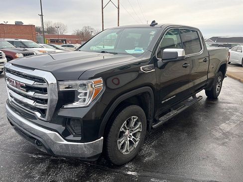 Used 2021 GMC Sierra 1500 SLE image 4