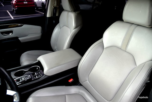Used 2024 Honda Pilot Touring image 11