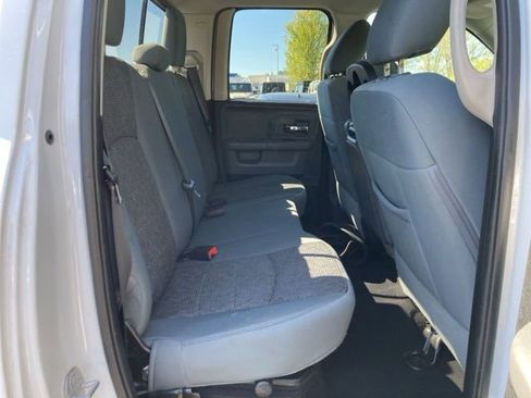 Used 2017 RAM 1500 Classic SLT AWD/4WD image 28