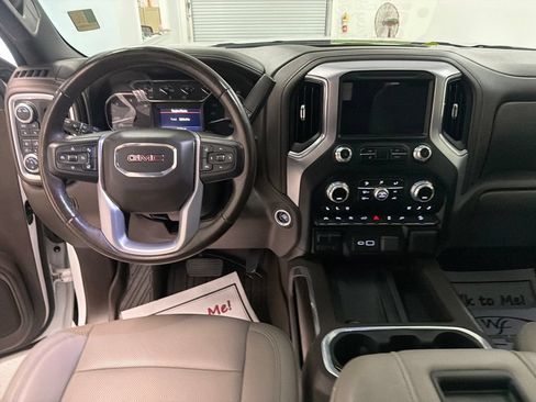 Used 2021 GMC Sierra 1500 SLT w/ SLT Premium Plus Package AWD/4WD image 16