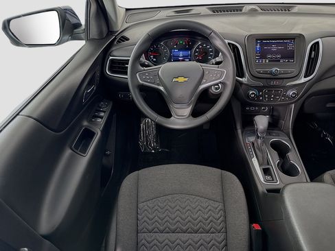 Used 2023 Chevrolet Equinox LT FWD image 22