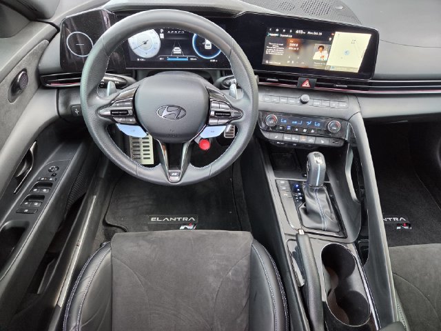 Used 2025 Hyundai Elantra N FWD image 32