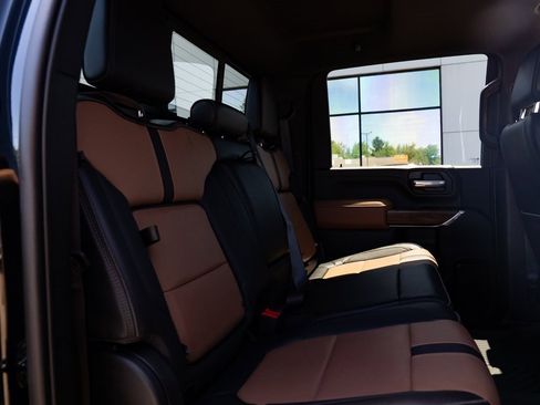 Used 2023 Chevrolet Silverado 3500 High Country w/ Z71 Off-Road Package image 24