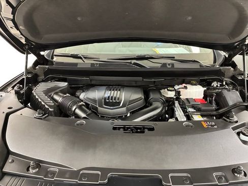 Certified 2025 Buick Enclave Sport Touring image 11