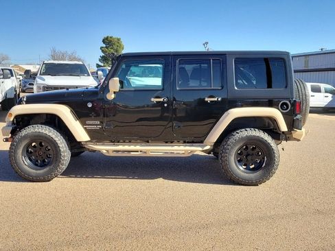 Used 2017 Jeep Wrangler Unlimited Sport w/ Quick Order Package 24S image 9