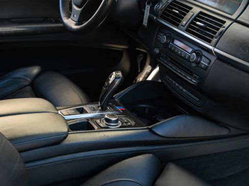 Used 2012 BMW X6 M image 23