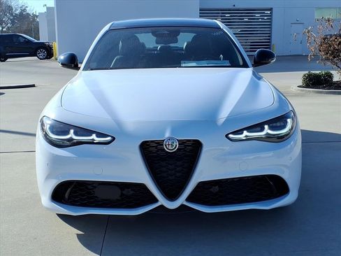 New 2026 Alfa Romeo Giulia w/ Driving Assist Package image 4