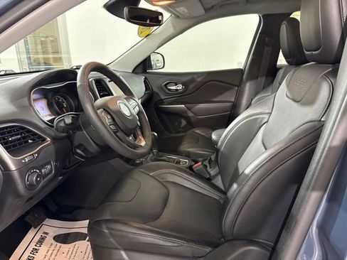 Used 2022 Jeep Cherokee Latitude Lux AWD/4WD image 19
