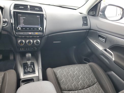 Used 2021 Mitsubishi Outlander Sport SE FWD image 21
