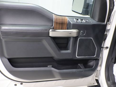 Used 2016 Ford F150 Lariat AWD/4WD image 14