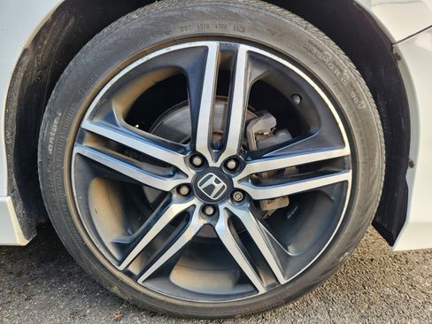 Used 2016 Honda Accord Sport image 5