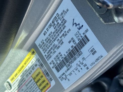 Used 2019 Ford Fusion SE FWD image 34