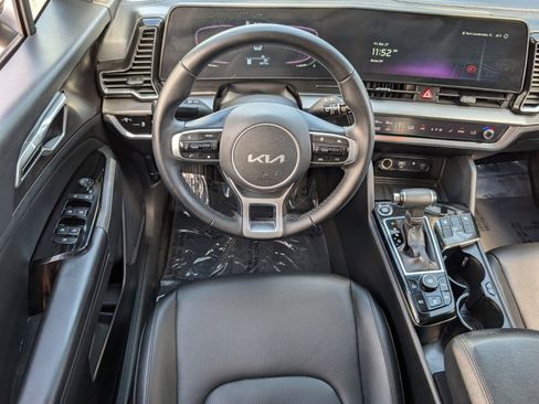 Used 2024 Kia Sportage EX FWD image 13