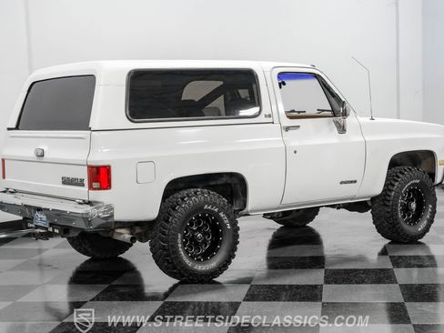 Used 1990 Chevrolet Blazer 4WD image 11