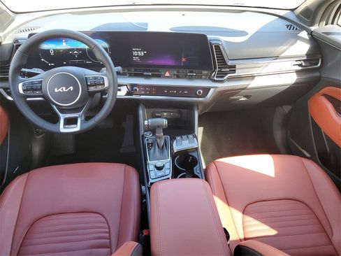 Used 2024 Kia Sportage SX image 10