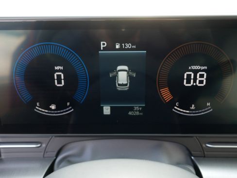 Certified 2025 Hyundai Kona SEL image 24