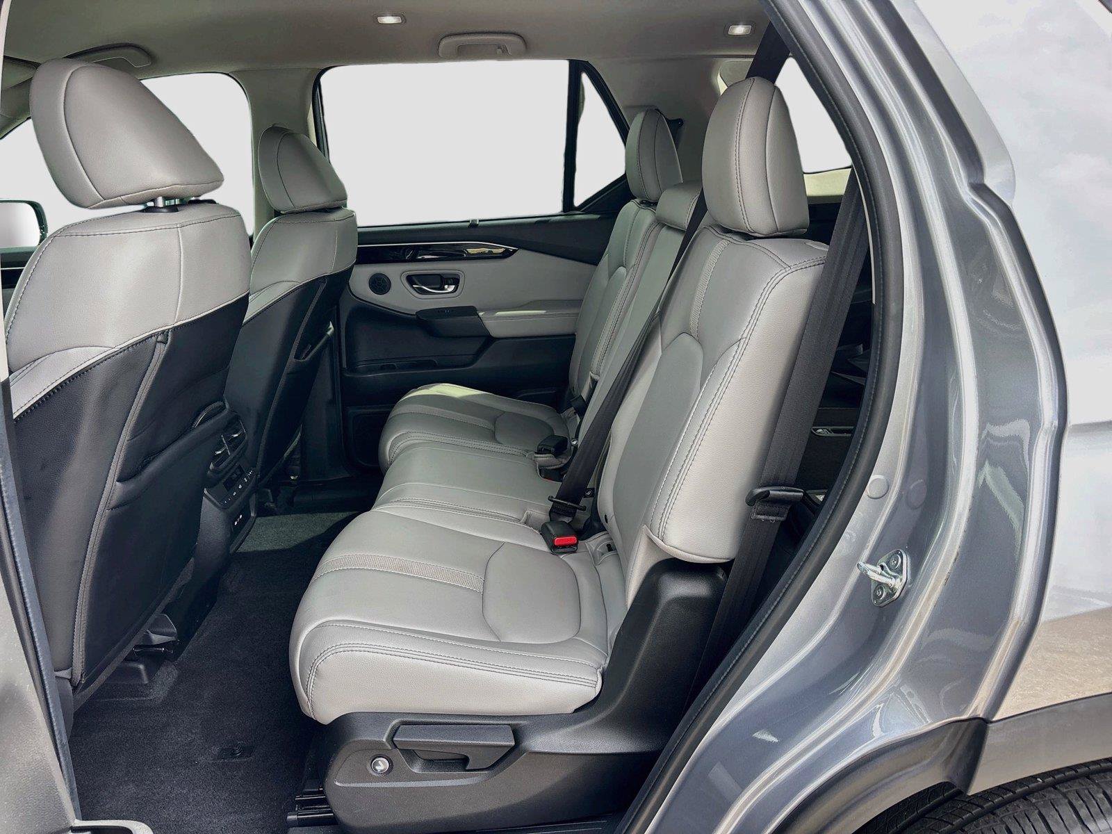 Certified 2024 Honda Pilot EX-L image 27