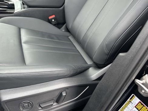 Certified 2025 Audi Q5 2.0T Premium Plus w/ Premium Plus image 21