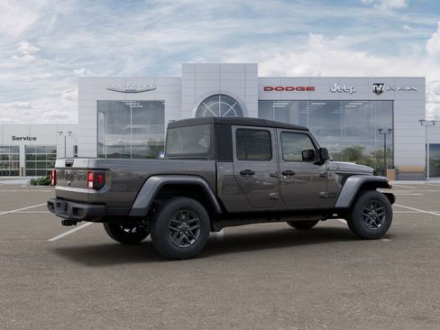 New 2025 Jeep Gladiator Sport image 4