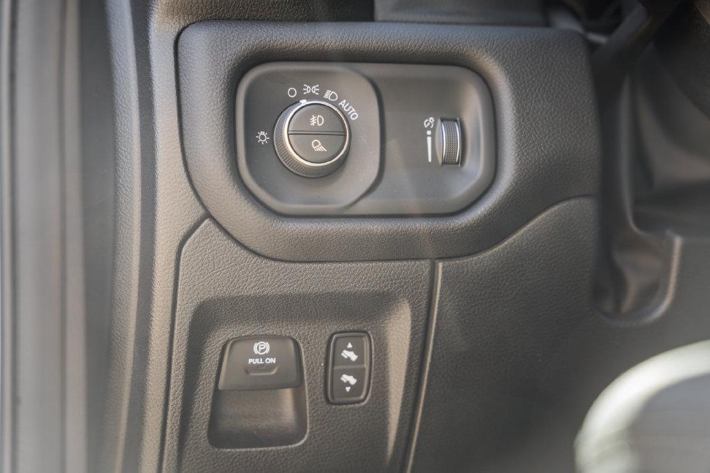 Certified 2023 RAM 1500 Big Horn AWD/4WD image 42