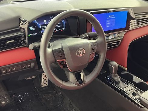 Used 2026 Toyota Camry XSE w/ Premium Package FWD image 11