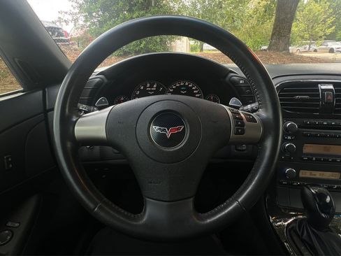 Used 2011 Chevrolet Corvette Coupe w/ 1LT RWD image 24