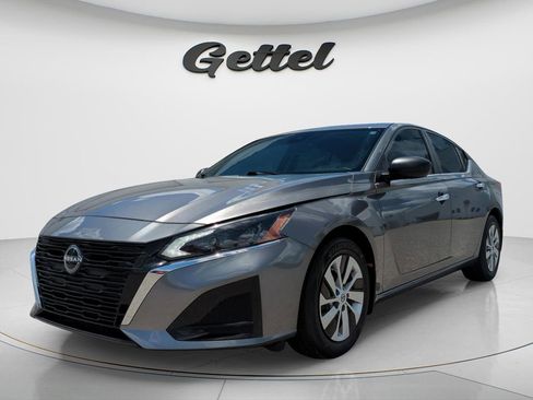 Certified 2024 Nissan Altima 2.5 S FWD image 1
