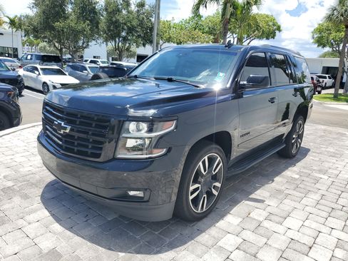 Used 2019 Chevrolet Tahoe Premier w/ RST 6.2L Performance Edition RWD image 3