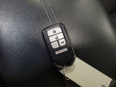 Used 2013 Honda Accord EX-L image 16