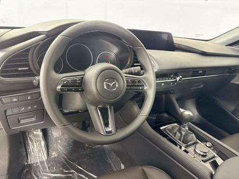 New 2026 MAZDA MAZDA3 2.5 S Hatchback w/ Premium Pkg FWD image 4
