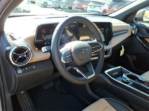 New 2026 Chevrolet Equinox ACTIV image 11