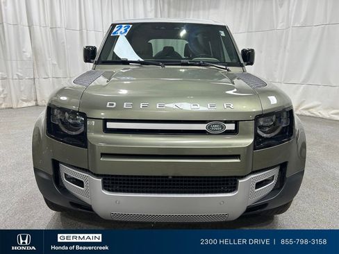 Used 2023 Land Rover Defender 110 SE AWD/4WD image 3