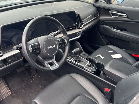 Used 2025 Kia Sportage EX w/ Premium Package FWD image 5