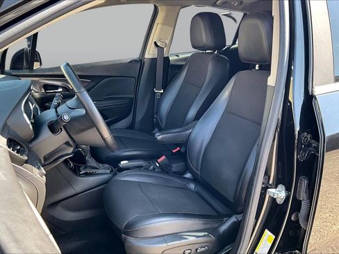 Used 2018 Buick Encore Sport Touring AWD/4WD image 8