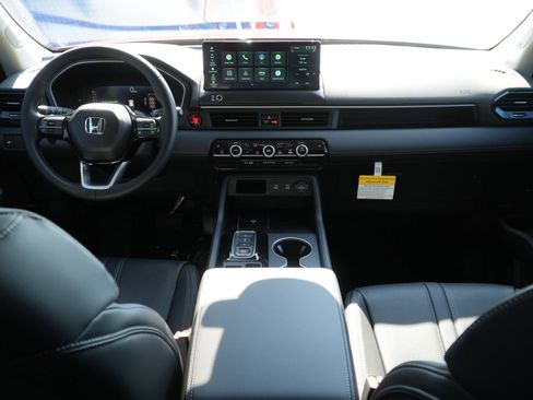 New 2026 Honda Pilot Touring image 22