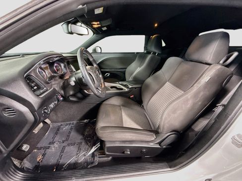 Used 2022 Dodge Challenger GT RWD image 22