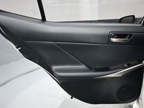 Used 2020 Lexus IS 300 image 27