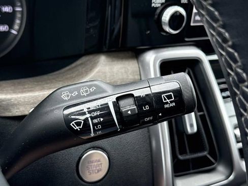 Used 2023 Kia Sorento S w/ Panoramic Sunroof Package AWD/4WD image 26