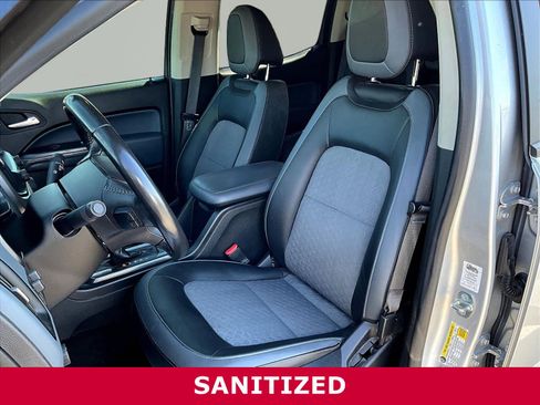 Used 2017 Chevrolet Colorado Z71 RWD image 19