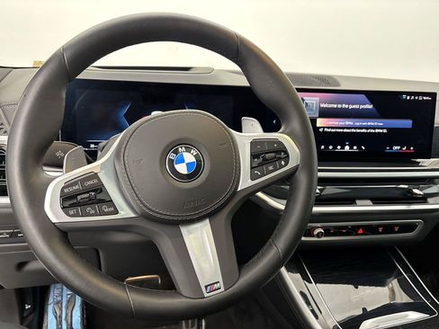 Used 2024 BMW X5 xDrive40i w/ M Sport Package AWD/4WD image 22