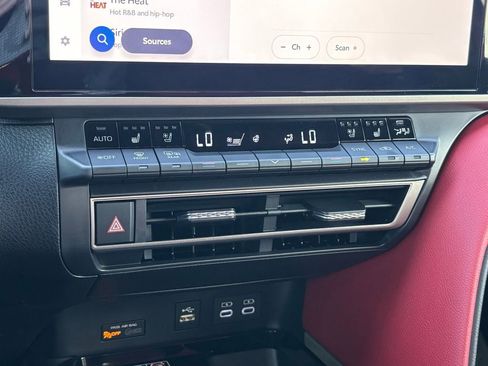 Used 2026 Toyota Camry XSE w/ Premium Plus Package image 21