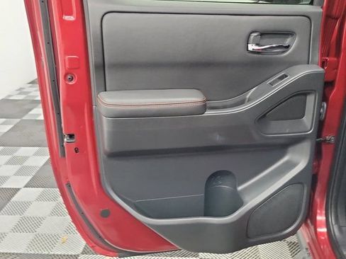 Certified 2024 Nissan Frontier Pro-X w/ Technology Package RWD image 17